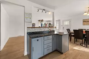 6140 W 99th St, Oak Lawn, IL 60453 - Photo 9