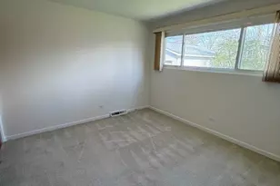 939 S Grace St, Lombard, IL 60148 - Photo 15