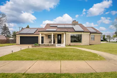 84 S Weston Avenue, Elgin, IL 60123 - Photo 1