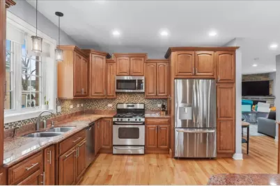 4549 E Larch Avenue, Glenview, IL 60025 - Photo 7