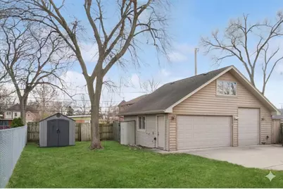 4549 E Larch Avenue, Glenview, IL 60025 - Photo 25