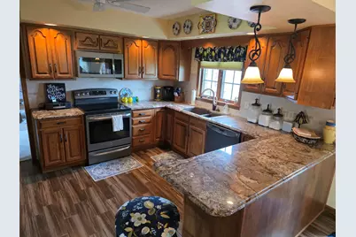 47 Carriage Hill Court, Sterling, IL 61081 - Photo 9