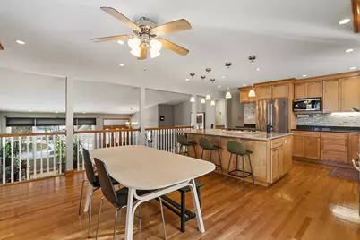 9330 Murray Court, Morton Grove, IL 60053 - Photo 5