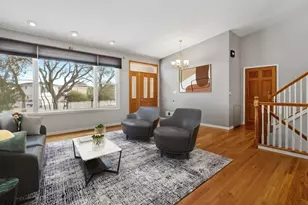 9330 Murray Ct, Morton Grove, IL 60053 - Photo 13