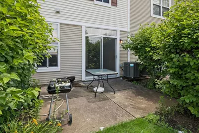 [Address not provided], Carpentersville, IL 60110 - Photo 19