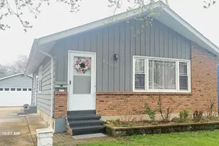 1105 Assell Ave, Aurora, IL 60505 - Photo 1