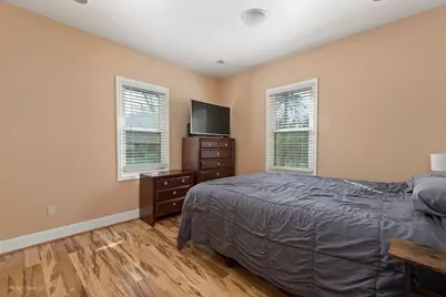 128 Independence Avenue, Joliet, IL 60433 - Photo 9