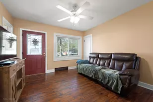 128 Independence Ave, Joliet, IL 60433 - Photo 3