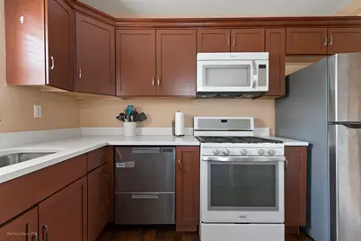 128 Independence Avenue, Joliet, IL 60433 - Photo 7