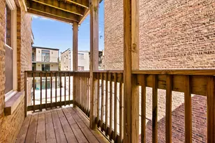 7730 N Ashland Ave, Chicago, IL 60626 - Photo 13