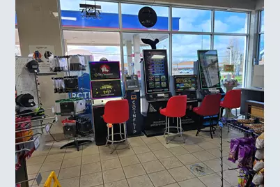 908 E Irving Park Road, Streamwood, IL 60107 - Photo 7