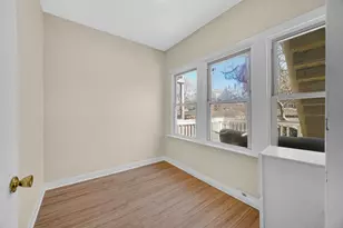 4437 N Drake Ave, Chicago, IL 60625 - Photo 13