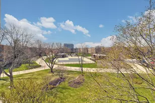 945 E Kenilworth Ave, Palatine, IL 60074 - Photo 13