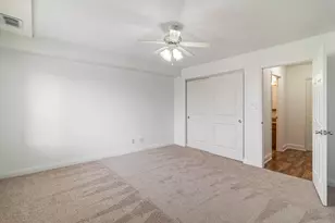 945 E Kenilworth Ave, Palatine, IL 60074 - Photo 9