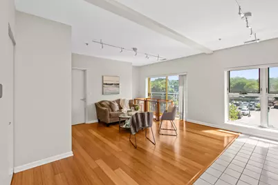1210 Chicago Avenue #305B, Evanston, IL 60202 - Photo 3
