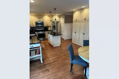 32 White Oak Circle #0, Saint Charles, IL 60174 - Photo 7