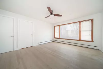 5201 W Wellington Avenue #2E, Chicago, IL 60641 - Photo 5