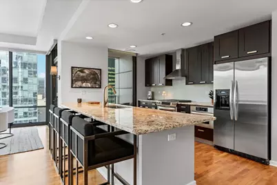 240 E Illinois Street #2401, Chicago, IL 60611 - Photo 5