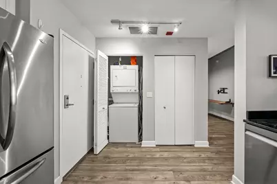 845 N Kingsbury Street #412, Chicago, IL 60610 - Photo 5