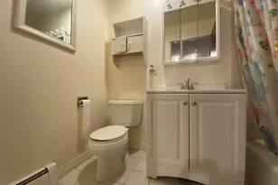 8994 Kennedy Dr, Des Plaines, IL 60016 - Photo 17