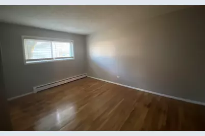 8994 Kennedy Drive #1B, Des Plaines, IL 60016 - Photo 5