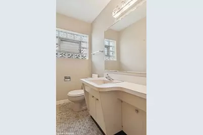 1600 N 17th Avenue #1, Melrose Park, IL 60160 - Photo 13