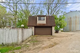 250 Peru St, Paw Paw, IL 61353 - Photo 39