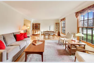 1606 N Pine Avenue, Arlington Heights, IL 60004 - Photo 3