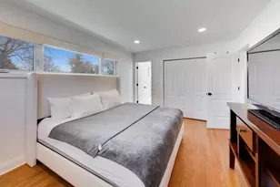 1032 Heatherfield Ln, Glenview, IL 60025 - Photo 11