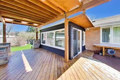 1032 Heatherfield Lane, Glenview, IL 60025 - Photo 21