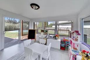 1032 Heatherfield Ln, Glenview, IL 60025 - Photo 9