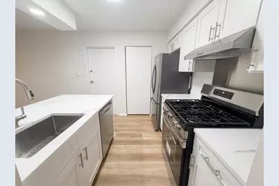 210 E Fountainview Lane #3A, Lombard, IL 60148 - Photo 7