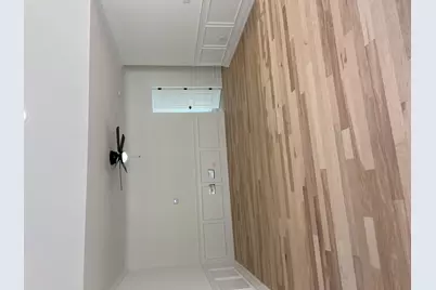 10734 S Worth Avenue, Worth, IL 60482 - Photo 9