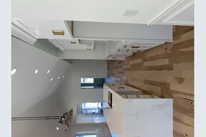 10734 S Worth Avenue, Worth, IL 60482 - Photo 11