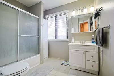 4453 Bell Lane, Hanover Park, IL 60133 - Photo 19