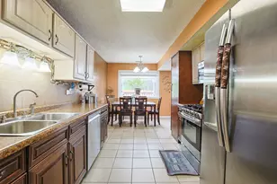 4453 Bell Ln, Hanover Park, IL 60133 - Photo 15