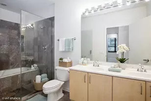 130 S Canal St, Chicago, IL 60606 - Photo 17