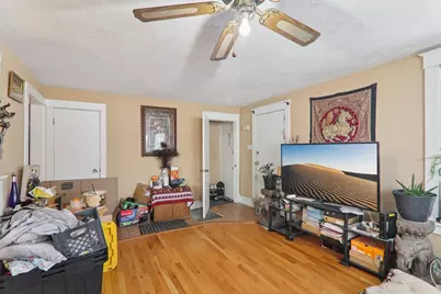 262 S Weston Avenue, Elgin, IL 60123 - Photo 5