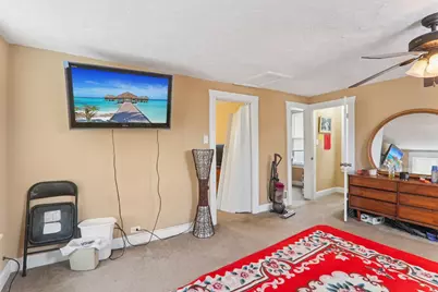 262 S Weston Avenue, Elgin, IL 60123 - Photo 13