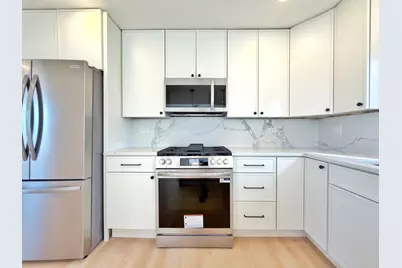 219 E Berkshire Avenue, Lombard, IL 60148 - Photo 17