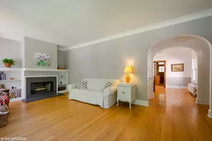 3016 Thayer St, Evanston, IL 60201 - Photo 5