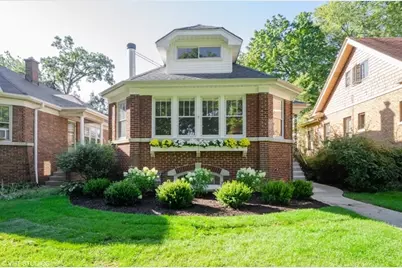 3016 Thayer Street, Evanston, IL 60201 - Photo 1