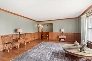 43W762 McDonald Rd, Elgin, IL 60124 - Photo 9