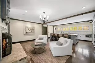 2448 Lincolnwood Dr, Evanston, IL 60201 - Photo 21