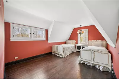 2448 Lincolnwood Drive, Evanston, IL 60201 - Photo 41