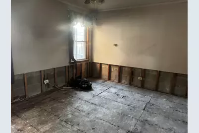 10100 S Saint Lawrence Avenue, Chicago, IL 60628 - Photo 9