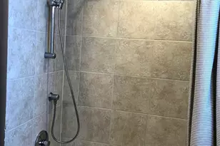 9529 Kenneth Ave, Skokie, IL 60076 - Photo 9