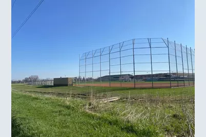 674 S Peace Road, Sycamore, IL 60178 - Photo 17