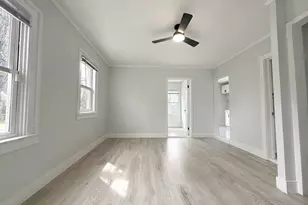 9820 S California Ave, Evergreen Park, IL 60805 - Photo 9