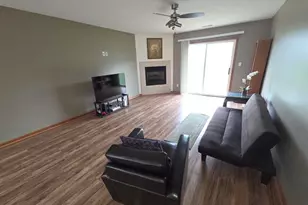 6314 Lanterne Dr, Loves Park, IL 61111 - Photo 5